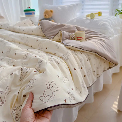 Cute Cartoon Cooling Comforter – Lightweight Summer Quilt, Soft Breathable Bed Blanket for Kids, Couch, AC Room & Hot Sleepers